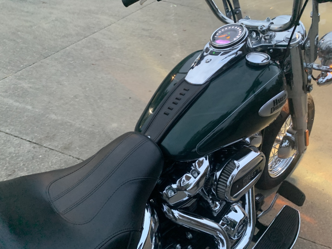 2024 Harley-Davidson FLHCS Heritage Classic